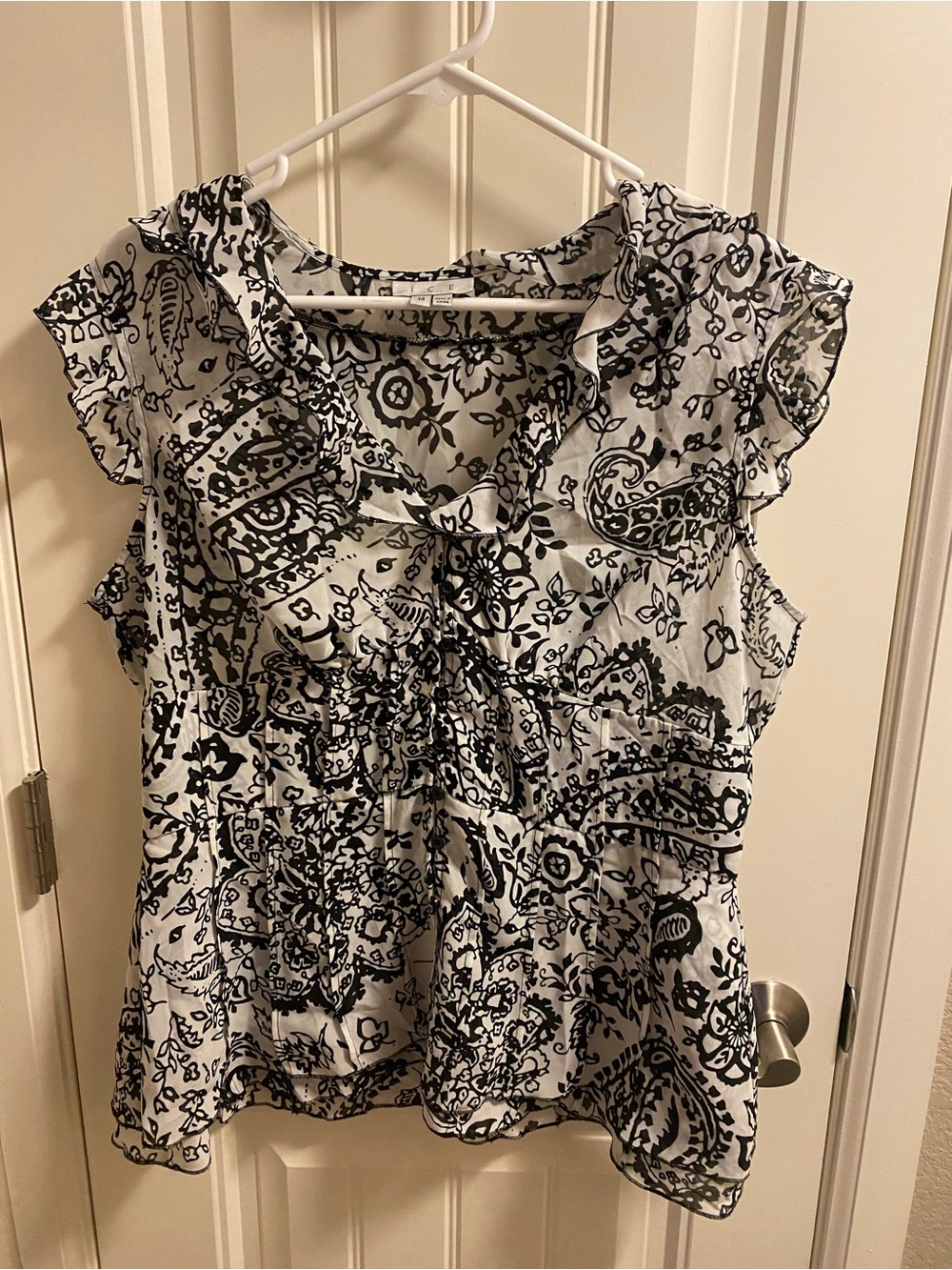 ICE 14 Top Black White Blouse Button Front Ruffle Floral Shirt Large L